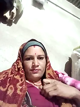 Hot hiuj online show from 01/12/26, 11:31