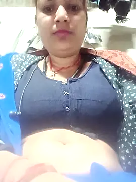 Hot hiuj online show from 02/18/26, 07:43