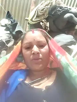 Hot hiuj online show from 02/20/26, 08:00