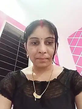 Snapshot of Hot_ree85 chatting on 05/19/26, 09:16 Hot ree85 online show from 05/19/26, 09:16