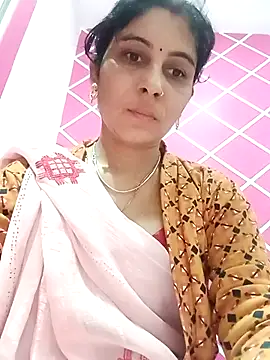 Hot ree85 online show from 02/03/26, 05:49