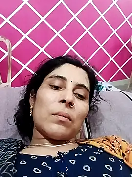 Hot ree85 online show from 02/19/26, 11:51