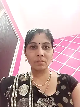 Hot ree85 online show from 02/26/26, 07:30