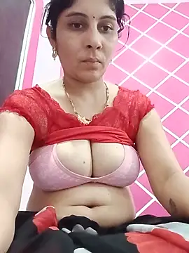 Snapshot of Hot_ree85 chatting on 06/09/26, 02:51 Hot ree85 online show from 06/09/26, 02:51