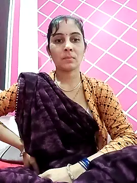 Hot ree85 online show from 02/11/26, 04:45