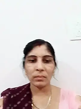 Snapshot of Hot_ree85 chatting on 04/24/26, 08:16 Hot ree85 online show from 04/24/26, 08:16