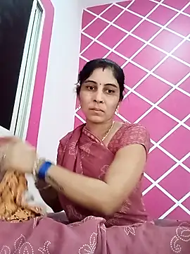 Hot ree85 online show from 02/06/26, 05:03