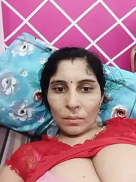 Snapshot of Hot_ree85 chatting on 06/27/26, 03:56 Hot ree85 online show from 06/27/26, 03:56