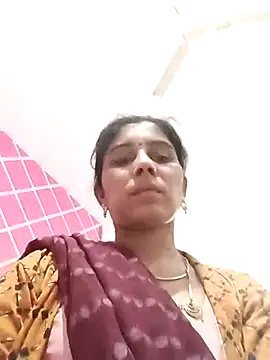 Hot ree85 online show from 02/21/26, 04:47