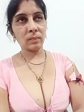 Hot ree85 online show from 03/18/26, 06:31