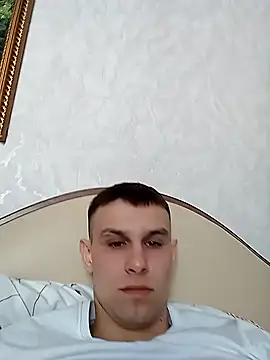 Snapshot of Alex_Will chatting on 03/11/26, 08:52 Alex Will online show from 03/11/26, 08:52