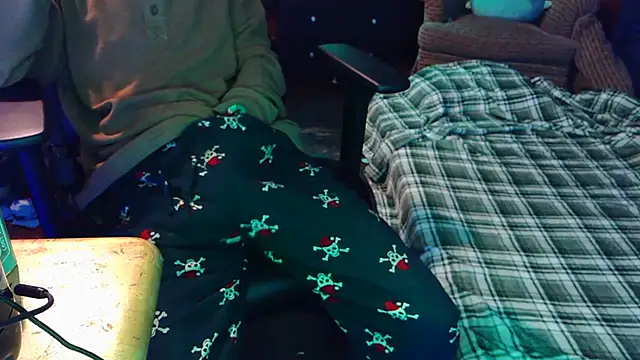 BotanicEntry1 online show from 02/13/26, 02:44