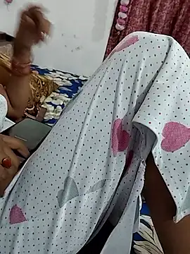 Night-Couple2 online show from 03/07/26, 08:21