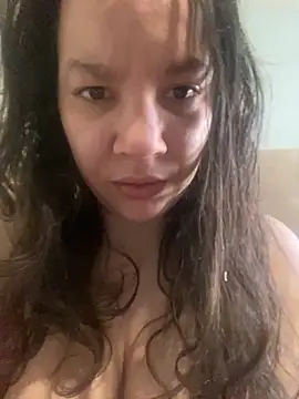 bellakay19 online show from 02/13/26, 04:29