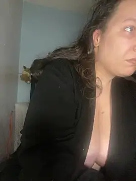 bellakay19 online show from 02/26/26, 05:07