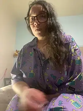 bellakay19 online show from 02/15/26, 04:02