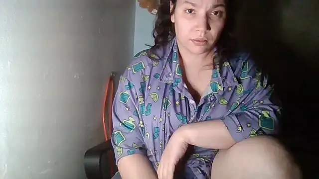 bellakay19 online show from 01/17/26, 01:20