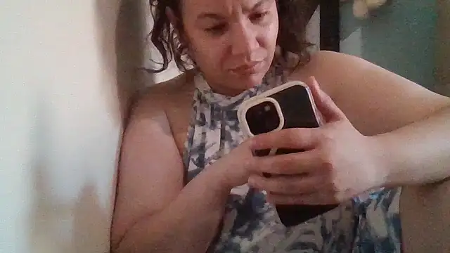 bellakay19 online show from 06/15/26, 09:36