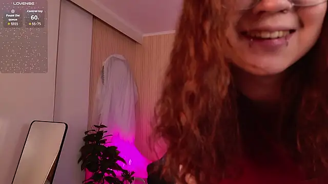 A Lot of Bunny online show from 03/08/26, 09:12