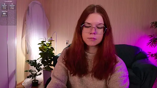 A Lot of Bunny online show from 04/10/26, 09:27