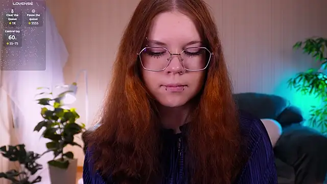 A Lot of Bunny online show from 03/31/26, 07:21