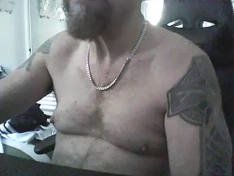 Snapshot of loudandproud chatting on 06/05/26, 05:23 loudandproud online show from 06/05/26, 05:23