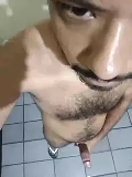 Filipinho10flp online show from 04/14/26, 01:21