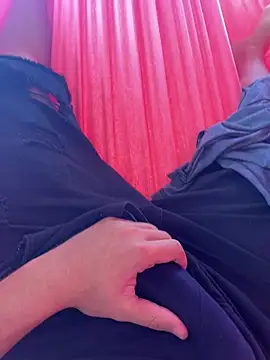 novinhode19yy online show from 04/25/26, 07:11