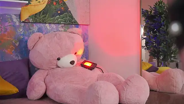 Ava Solis online show from 05/19/26, 08:16