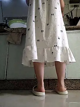 Xiaoyue001 online show from 01/16/26, 06:06