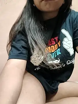 Hot Twinkle online show from 04/13/26, 06:45