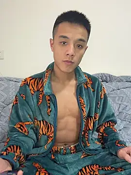 TOYOTA-01 online show from 01/14/26, 06:17