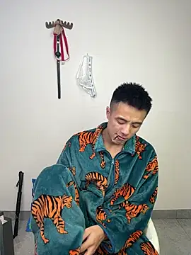 TOYOTA-01 online show from 02/04/26, 02:01