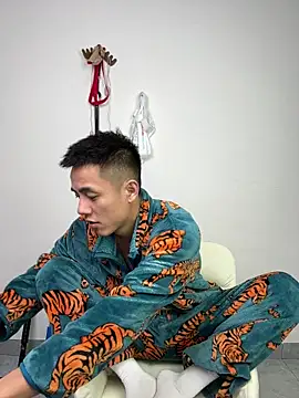 TOYOTA-01 online show from 02/05/26, 02:02