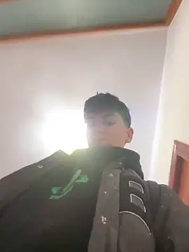 Snapshot of ravenryx chatting on 02/17/26, 03:42 ravenryx online show from 02/17/26, 03:42