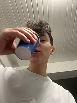 Snapshot of ravenryx chatting on 02/03/26, 03:50 ravenryx online show from 02/03/26, 03:50