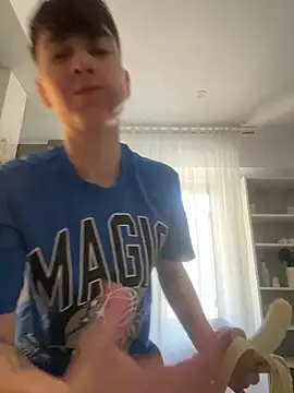 ravenryx online show from 04/18/26, 11:01