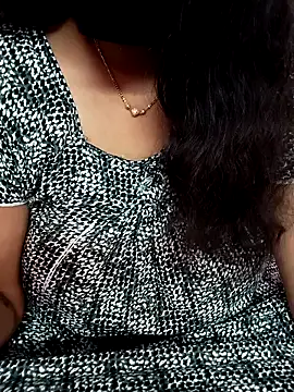 Snapshot of Ammu14399 chatting on 06/16/26, 08:36 Ammu14399 online show from 06/16/26, 08:36