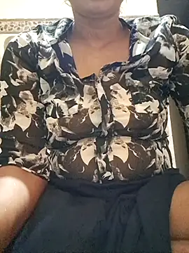 MILFybar online show from 04/17/26, 06:55