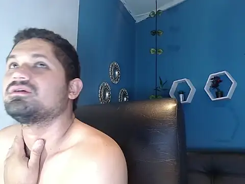 kartherpenerico23 online show from 01/08/26, 07:31