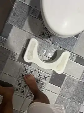 Snapshot of Ngoclinh555 chatting on 04/03/26, 07:15 Ngoclinh555 online show from 04/03/26, 07:15