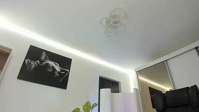 Ivy Bellee online show from 04/09/26, 06:19