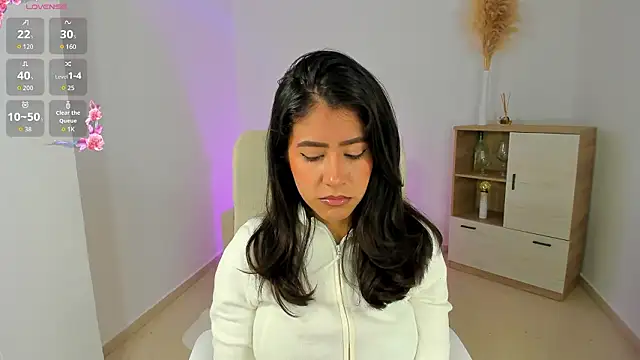 Sussan Monroe online show from 02/11/26, 08:58