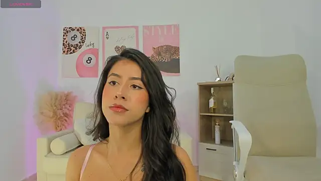 Sussan Monroe online show from 04/18/26, 09:22