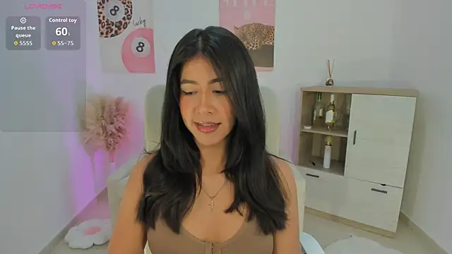 Sussan Monroe online show from 04/04/26, 10:44