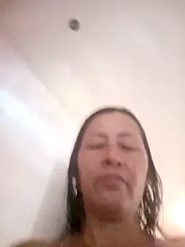 Snapshot of Salome_69 chatting on 04/30/26, 02:24 Salome 69 online show from 04/30/26, 02:24