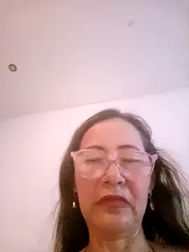 Snapshot of Salome_69 chatting on 04/21/26, 02:23 Salome 69 online show from 04/21/26, 02:23