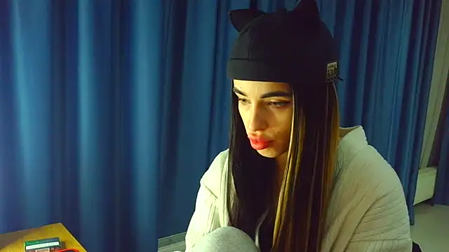 Vlada Elfie online show from 03/12/26, 05:50