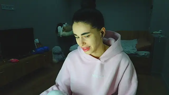 Vlada Elfie online show from 04/17/26, 07:38