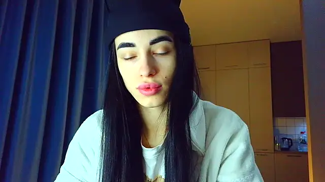 Vlada Elfie online show from 01/18/26, 03:37